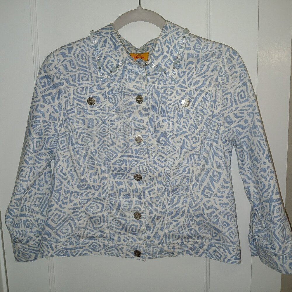 Ruby RD BLUE AND WHITE DENIM JACKET, JEWELED COLLAR, STRETCH, SIZE 6P